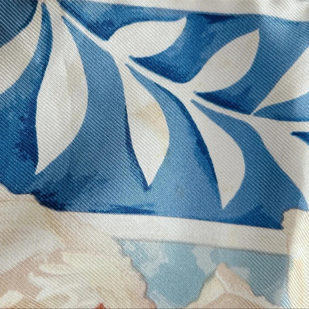 Gucci authentic scarf